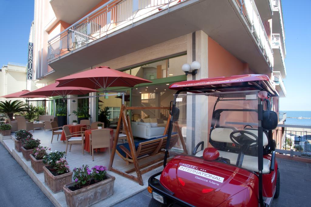 גביצ'ה מארה Hotel International מראה חיצוני תמונה