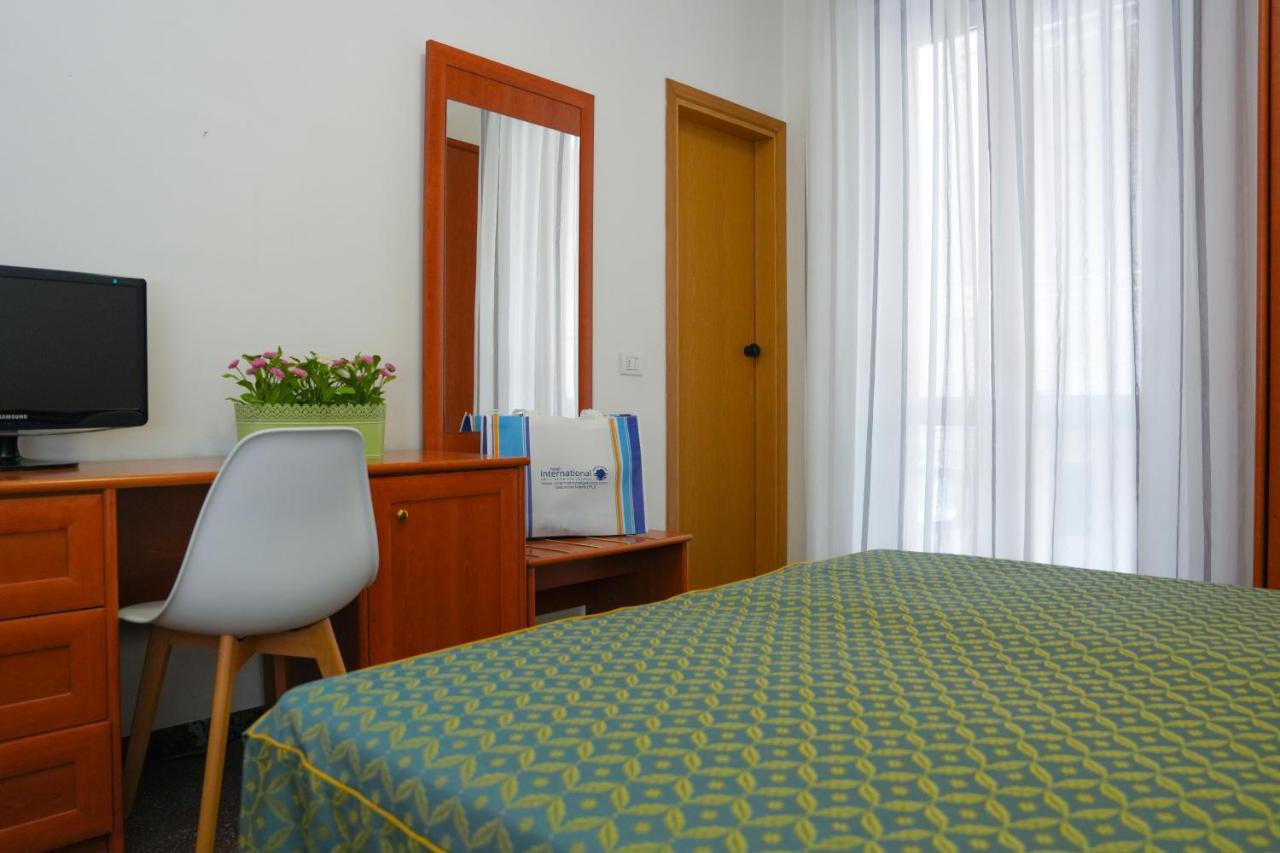 גביצ'ה מארה Hotel International מראה חיצוני תמונה