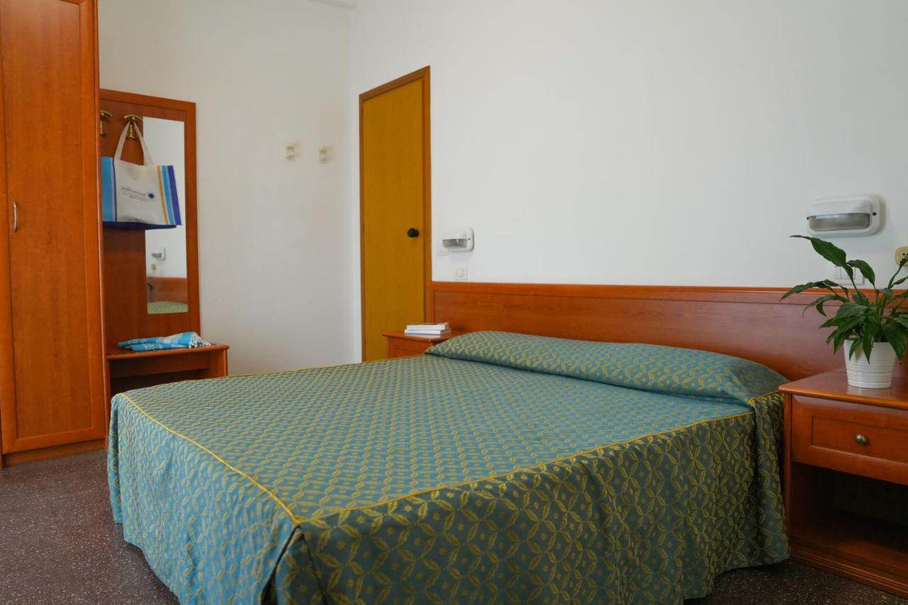 גביצ'ה מארה Hotel International מראה חיצוני תמונה