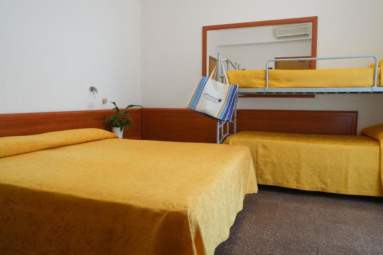 גביצ'ה מארה Hotel International מראה חיצוני תמונה