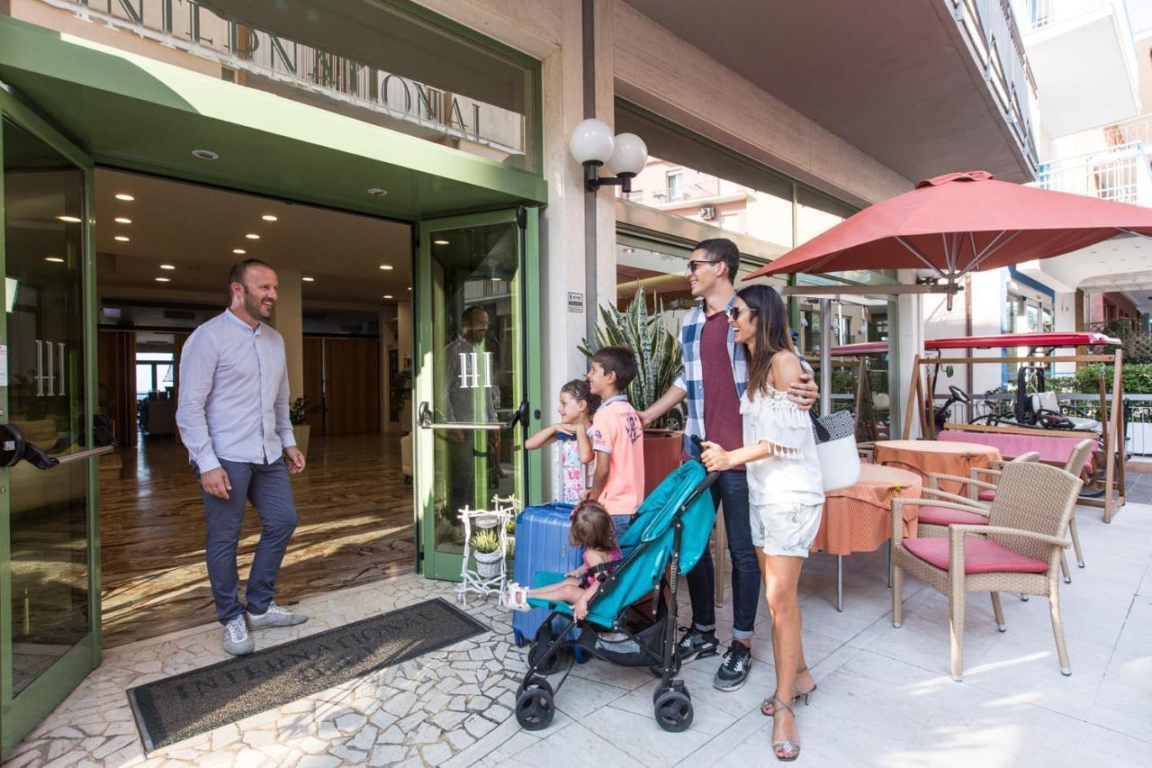 גביצ'ה מארה Hotel International מראה חיצוני תמונה